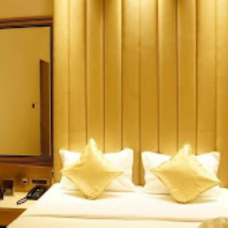 Red Orchid Hotel קאנפור מראה חיצוני תמונה
